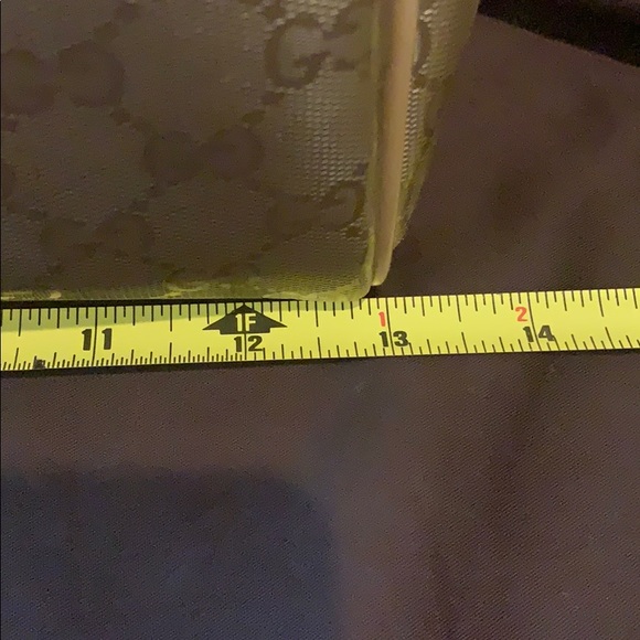 Gucci gorgeous shiny gold purse - Picture 13 of 14